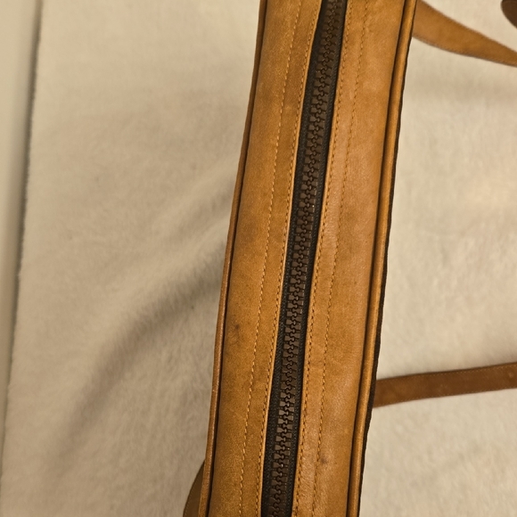 Celine Vintage Suede Crossbody Bag - Picture 7 of 13